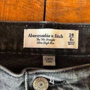Abercrombie & Fitch Curve Love Charcoal Gray '90s Straight Ultra High Rise Jeans